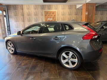 Volvo V40 - 6