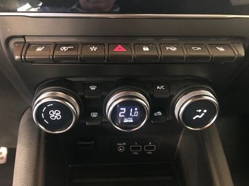 Renault Captur II TCe 140 edc