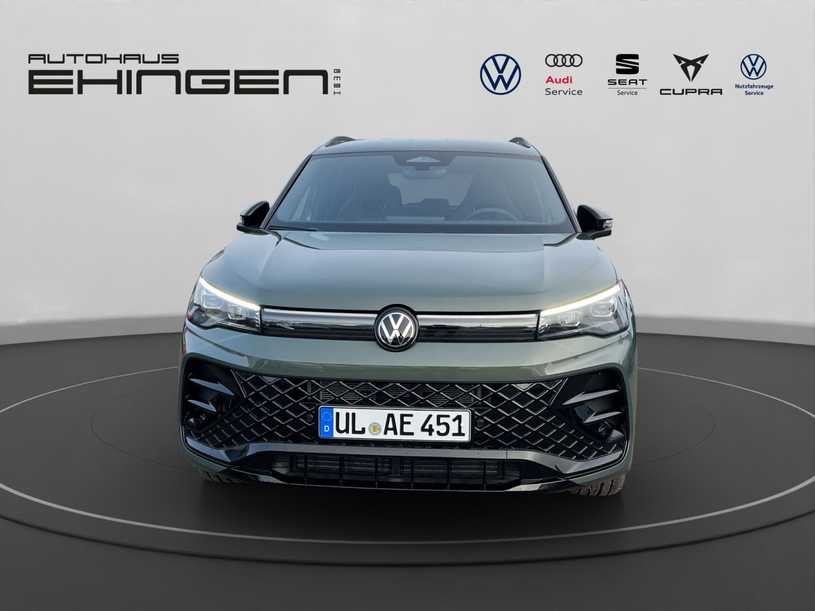 Volkswagen Tiguan Black R Line 2.0 TDI DSG Allrad AHK LED N foto 2