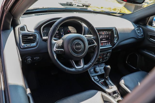 Fahrzeugabbildung Jeep Compass 1.3 T-GDI PHEV 4xe Automatik S Leder Nav