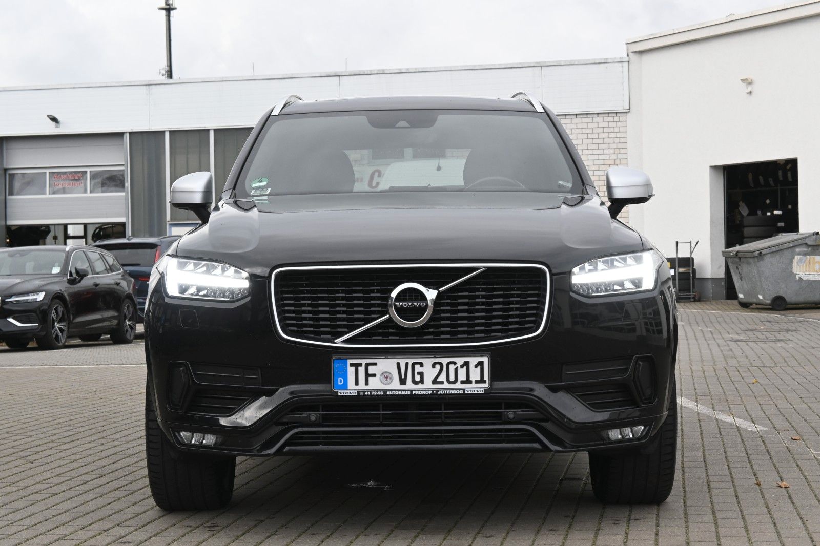 Fahrzeugabbildung Volvo XC90 D5 AWD*R Design*LUFT*PANO*7Si*LED