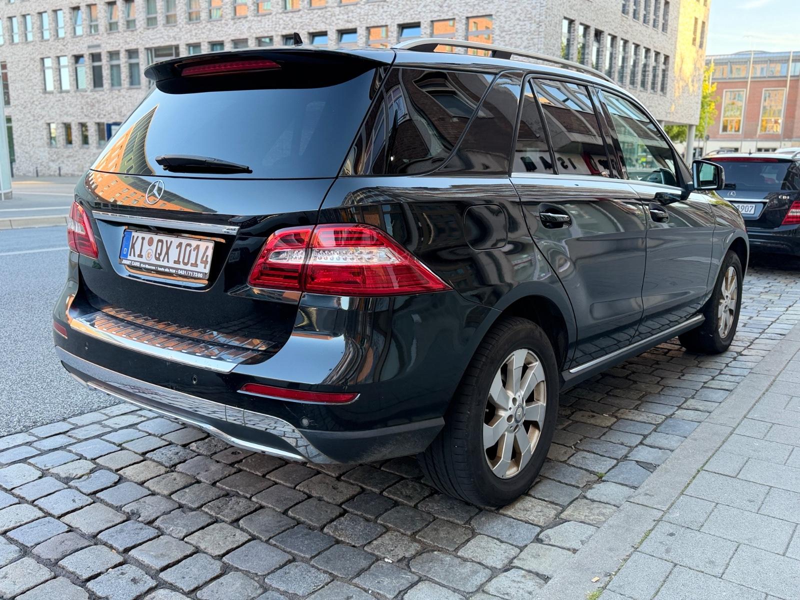 Mercedes-Benz ML 350 BlueTEC 4MATIC AMG Line