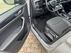 Fahrzeugabbildung Skoda Kodiaq Drive 125 4x4 ACC Lane Standh AHK