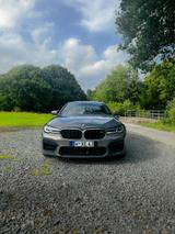 BMW M5 F90 LCI | Alvitgrau | Carbondach | uvm. - BMW M5 Gebrauchtwagen in Wuppertal