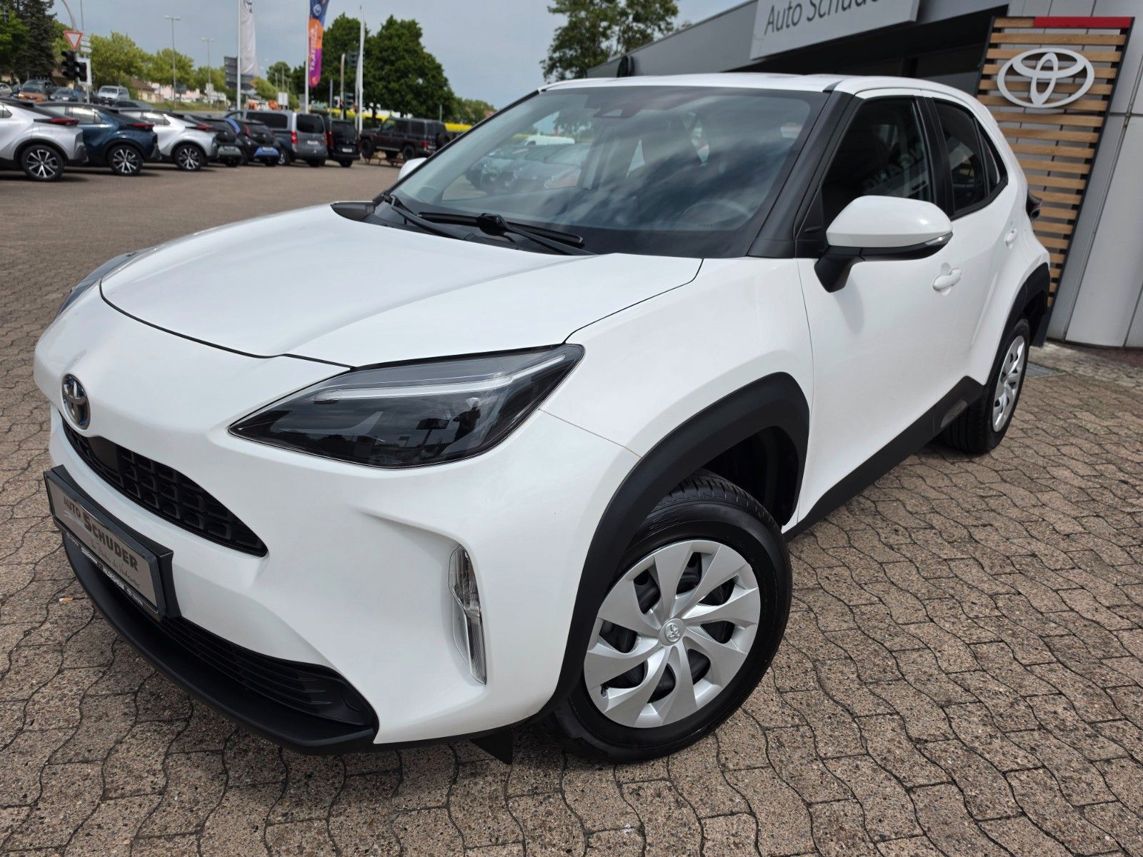 Toyota Yaris Cross Hybrid Business Edition **KAMERA**