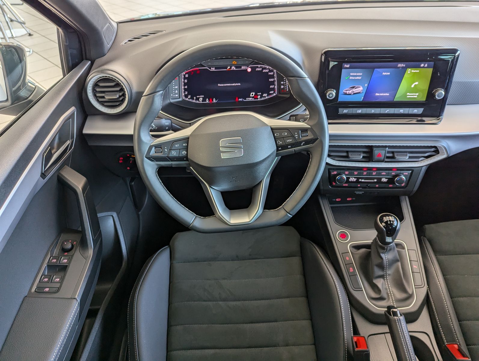 SEAT Ibiza 1.0 TSI Xcellence LED Cam Dinamica ACC - Image 17