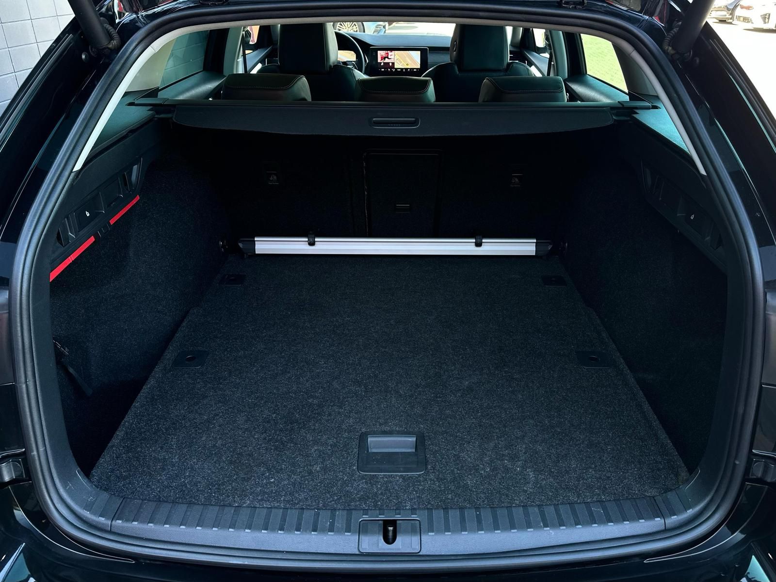 SKODA Octavia 1.5TSI FIRST EDITION MATRIX#ACC#SPUR#SHZ - Image 7