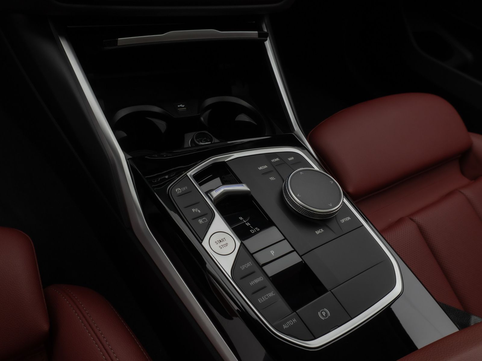 Fahrzeugabbildung BMW 330e xD Panorama DAB CockPit+ Widscr Sport Leder