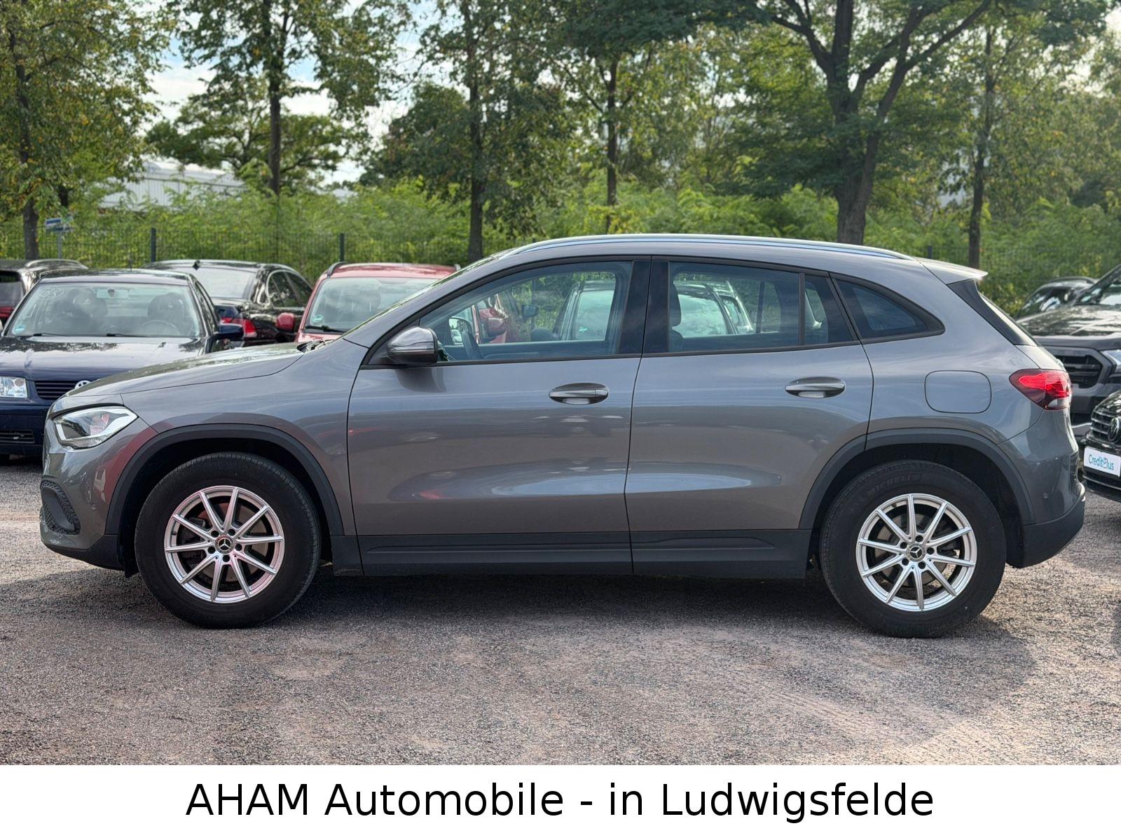 Mercedes-Benz GLA 200 DISTRONIC|LANE|KAM|NAVI|SHZ|KLIMA|MBUX