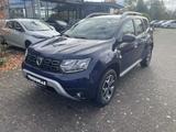 Dacia Duster Celebration dCi115 4x4  SHZ AHK PDC+360°K - Dacia Duster Celebration mit Diesel-Antrieb