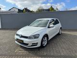 Volkswagen Golf VII Lim. Comfortline BMT - VW Golf Gebrauchtwagen in Saarbrücken