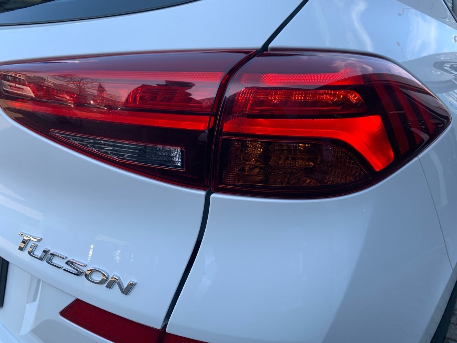 Fahrzeugabbildung Hyundai TUCSON 1.6 Advantage Navi 8xbereift