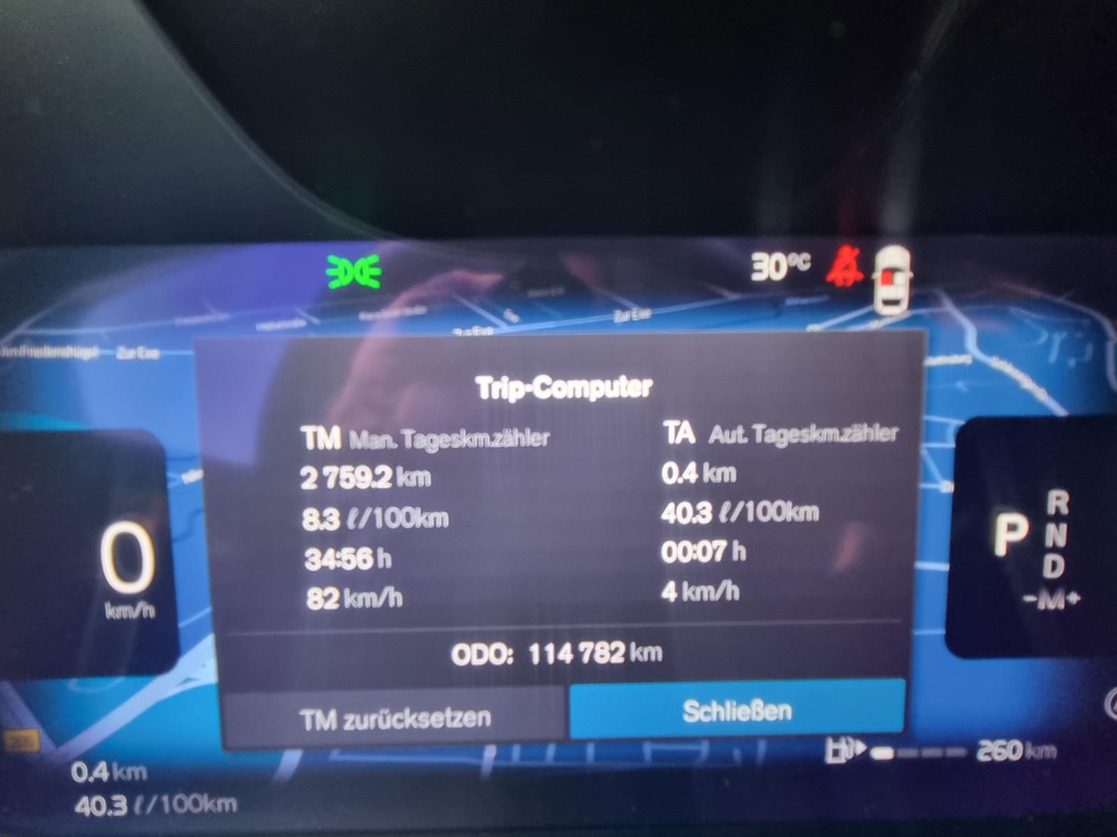 Fahrzeugabbildung Volvo XC60 B4 D Core 'Ganzjahresreifen, Google Maps'