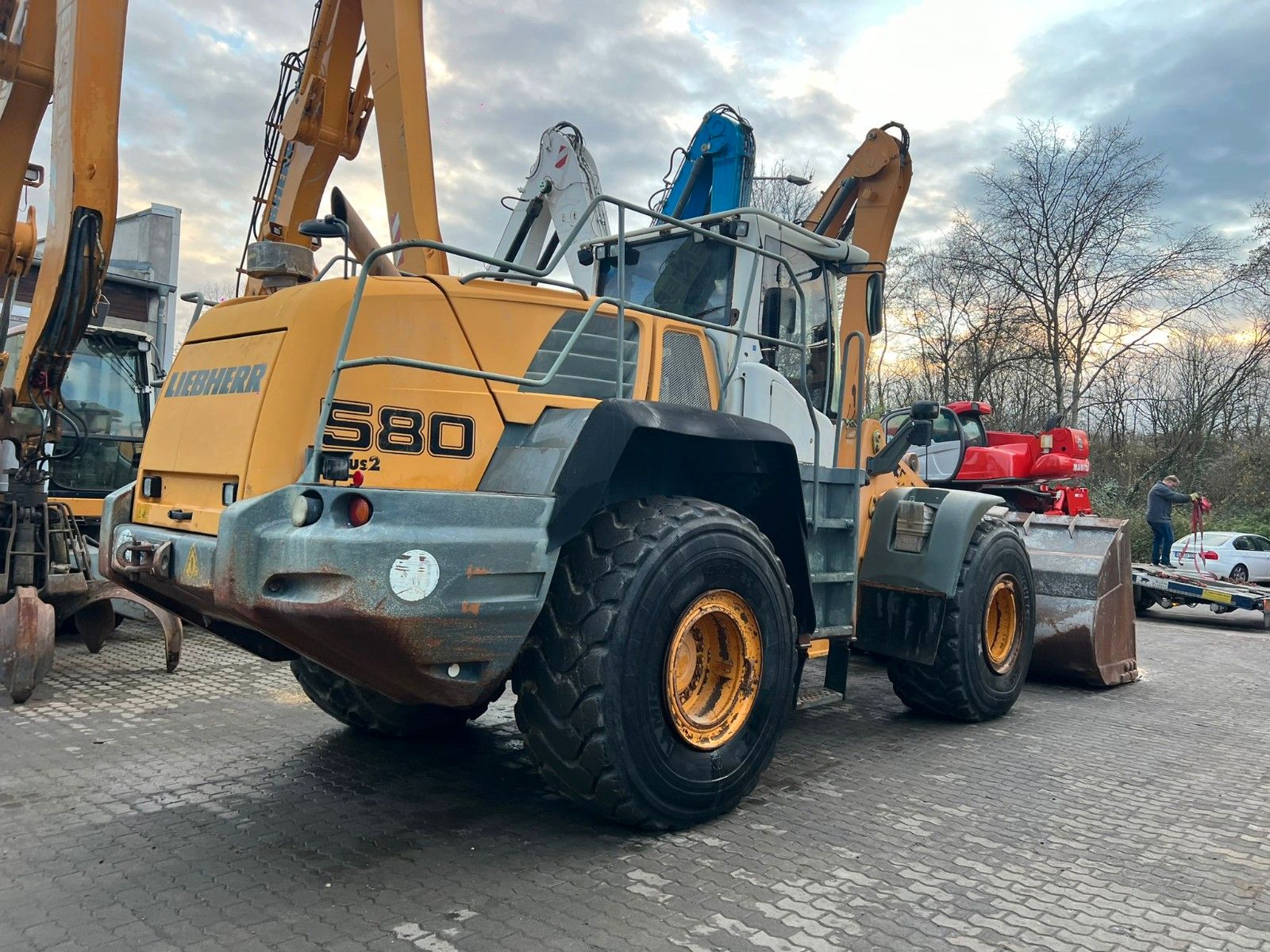 Fahrzeugabbildung Liebherr L 580 2Plus2 / AC/ ZSA /