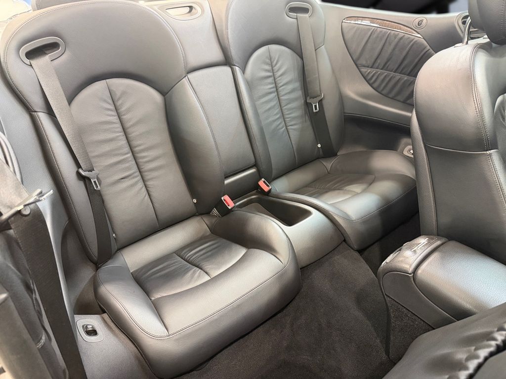 Mercedes-Benz CLK 200 - Bild 12
