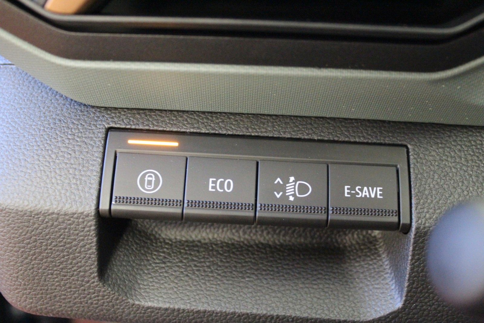 Fahrzeugabbildung Dacia Bigster Hybrid 155 Extreme*Winter-Plus-Paket*