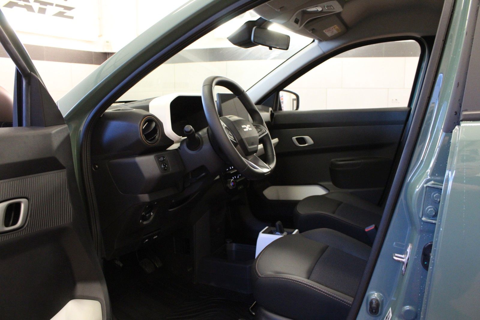 Fahrzeugabbildung Dacia Spring Electric 65 Extreme *Schuko-Ladekabel*