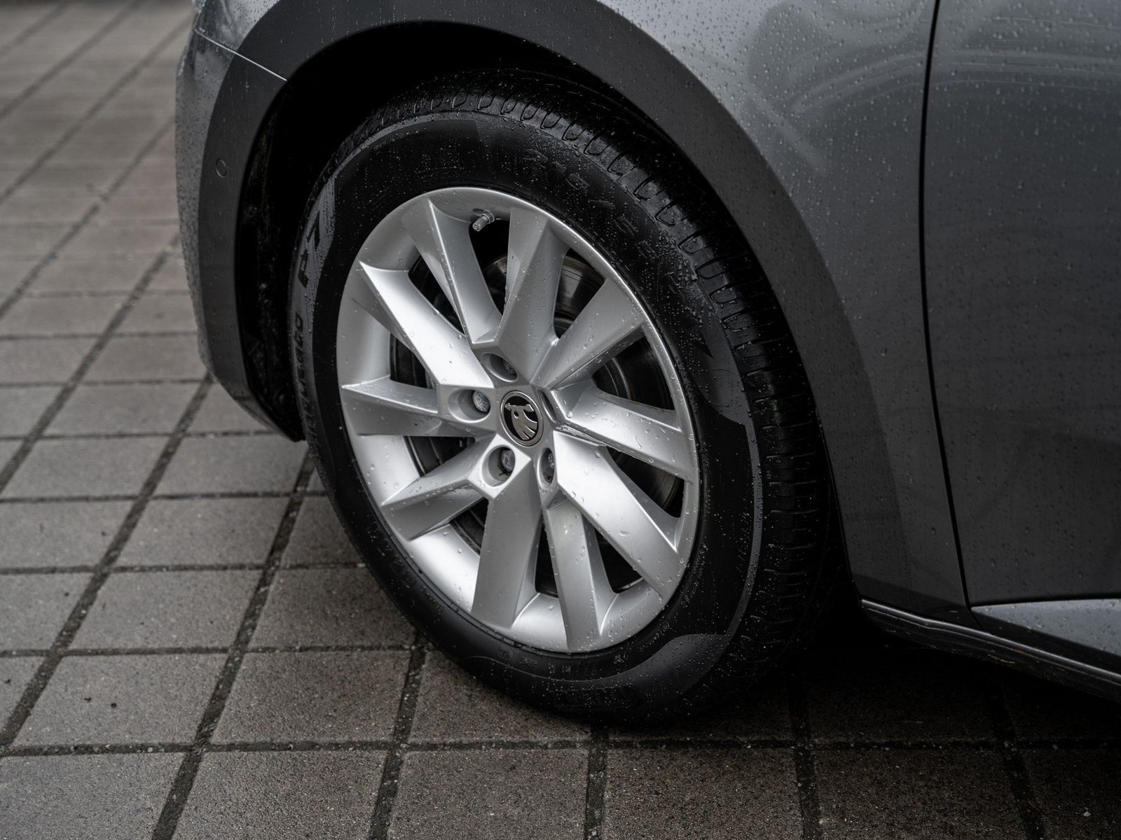 Skoda SUPERB C. STYLE 2.0 TDI DSG 4X4 AHK Kam. Virtual foto 6