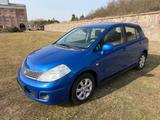Nissan Tiida 1,6 acenta / Klima - Nissan Tiida Acenta mit Benzin-Antrieb