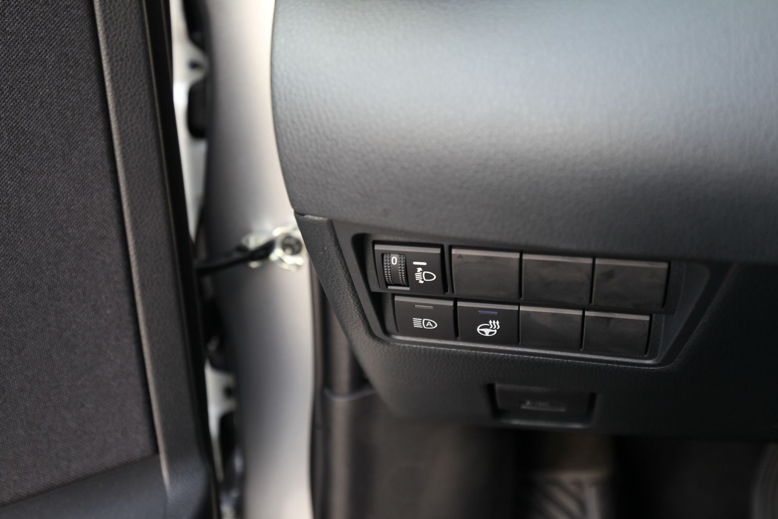 Mazda 2 Hybrid - Bild 12