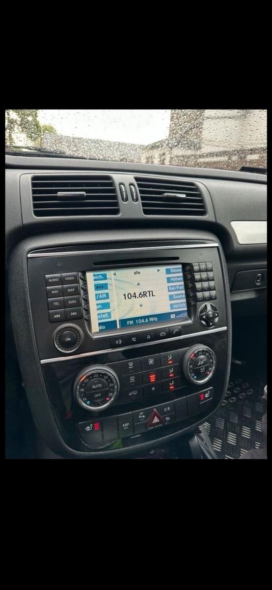 Mercedes-Benz R320 2008 — photo 13