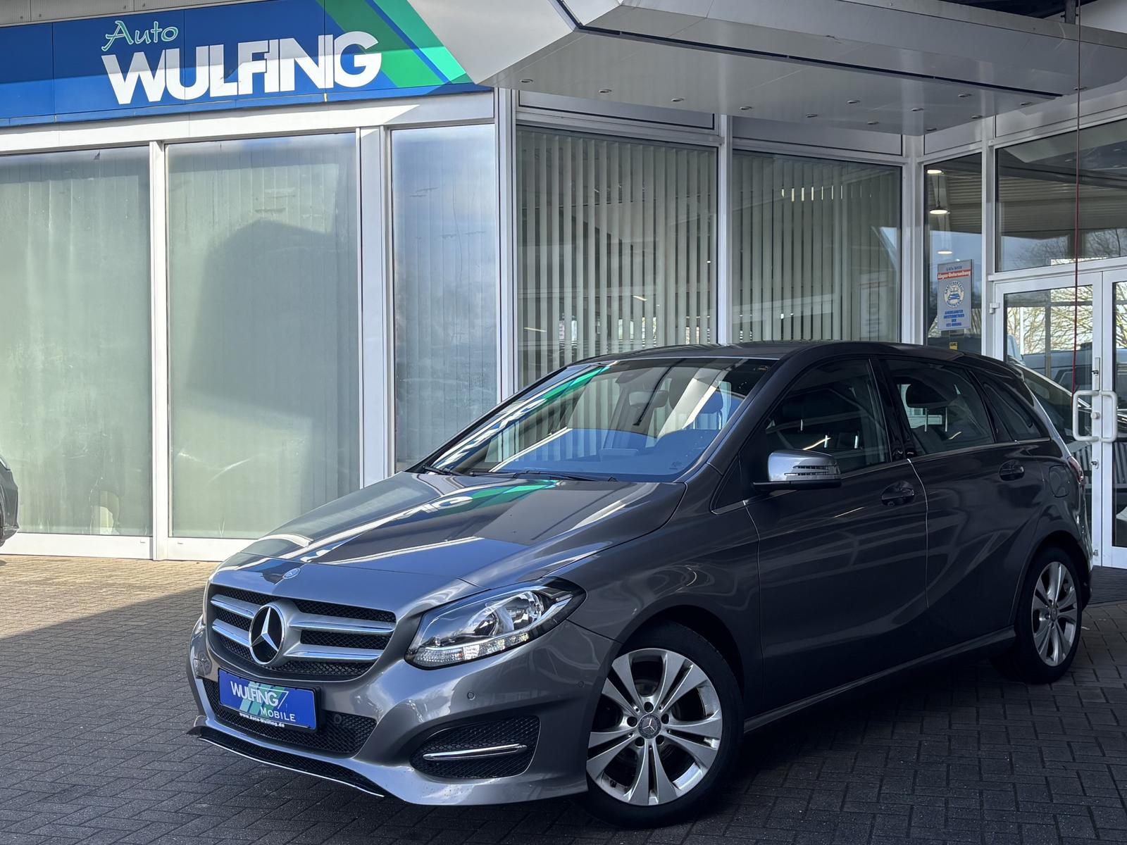 Mercedes-Benz B 180 CDI Urban LEDER + Navi + Ambiente Licht