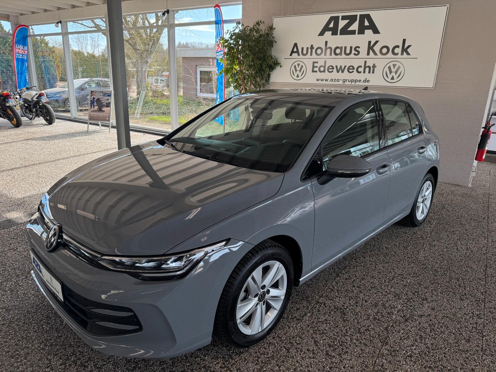 Volkswagen Golf 8 1.5 TSI Life | AHK | Side Assist | ACC