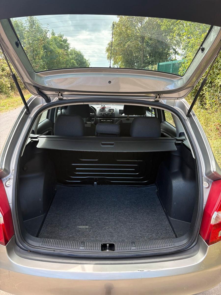 Skoda Fabia 2009 — photo 13