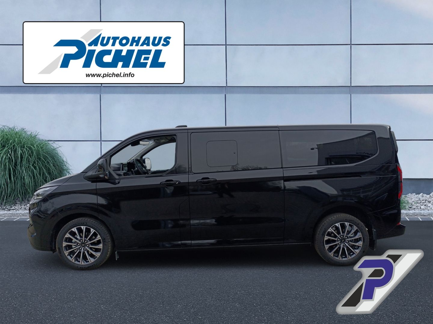 Ford Tourneo Custom Bus 320 L2 Titanium X FWD StandHZ imagem 2