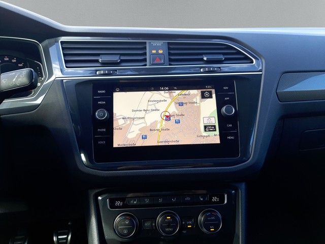 Fahrzeugabbildung Volkswagen Tiguan IQ.DRIVE 1.5TSI AHK eleHeck Kamera Navi