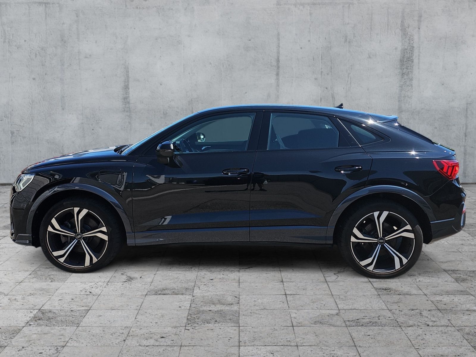 Audi Q3 Sportback 45 TFSI e S-TR LED+PDC+GRA+SHZ+20" foto 4