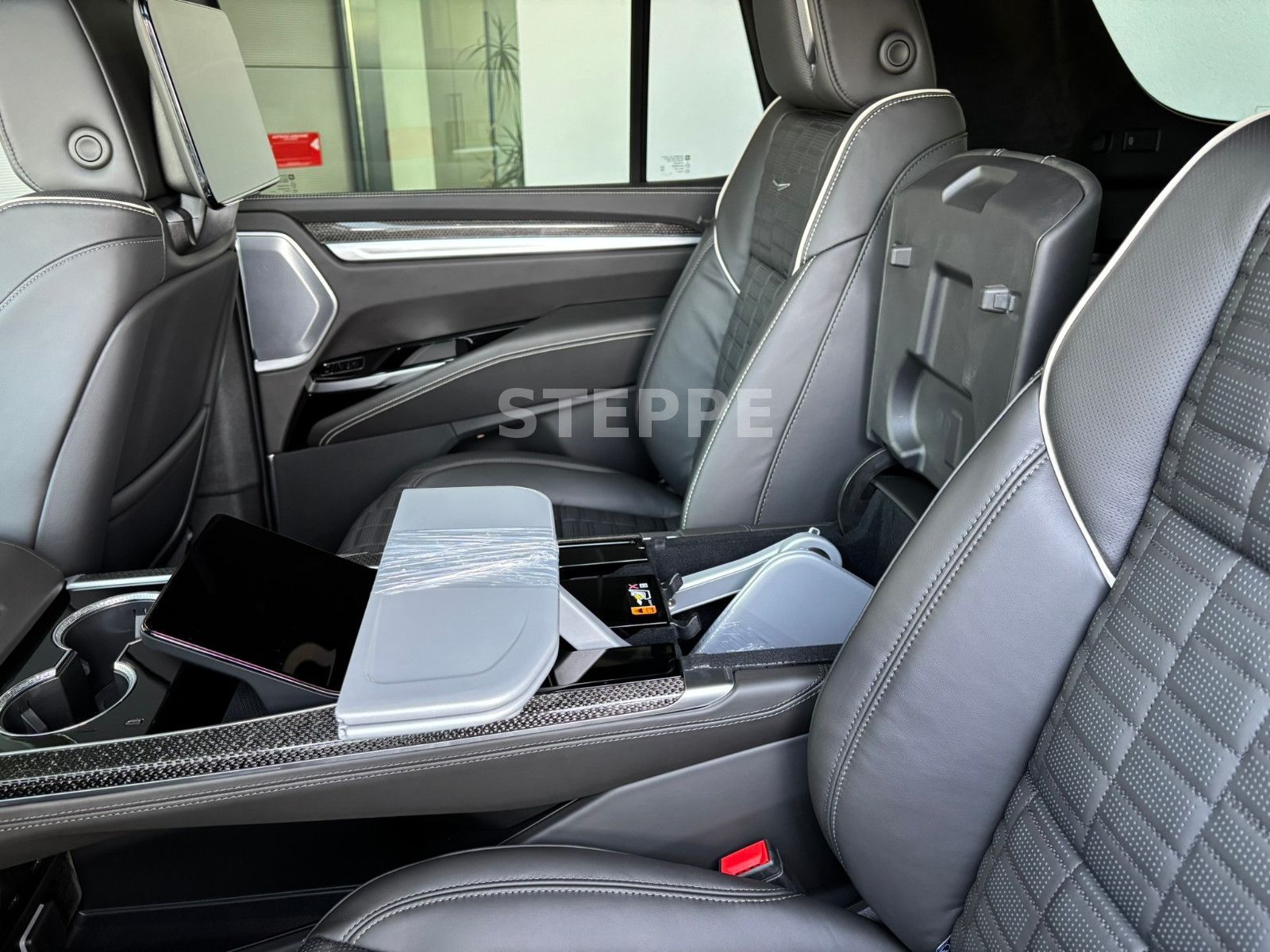 Cadillac Escalade MY26 V-Series 6.2 V8 Supercharged AWD