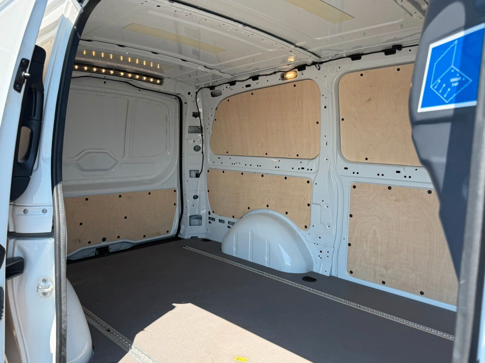 Fahrzeugabbildung Mercedes-Benz Vito 116 CDI 9G Klima Kamera SHZ