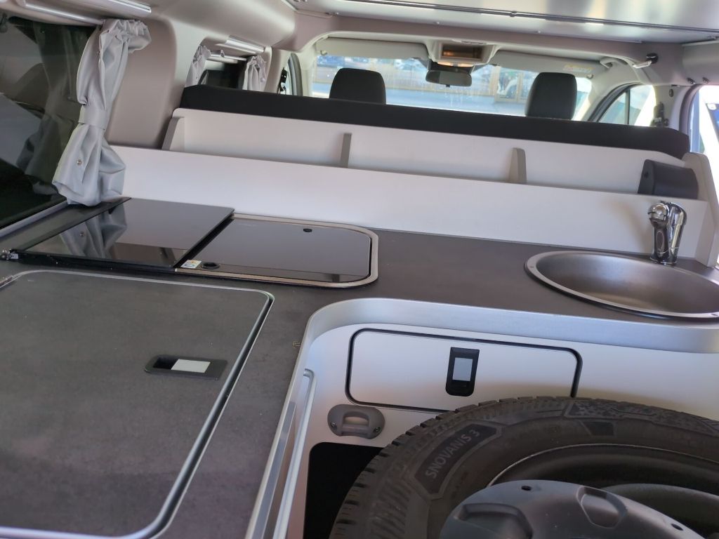 Fahrzeugabbildung Ford Transit Custom Nugget L1 Hochdach Westfalia