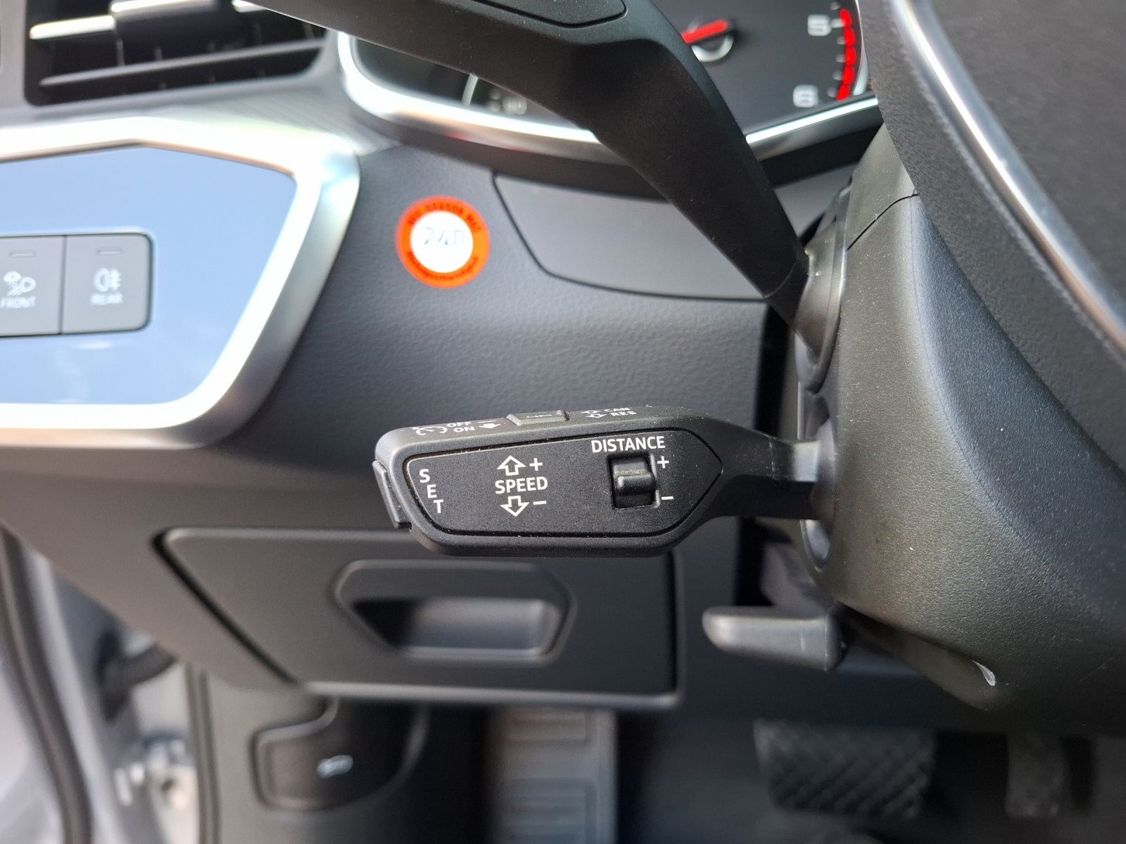 Fahrzeugabbildung Audi A6 Avant 40 TDI quattro design S-tronic  Matrix
