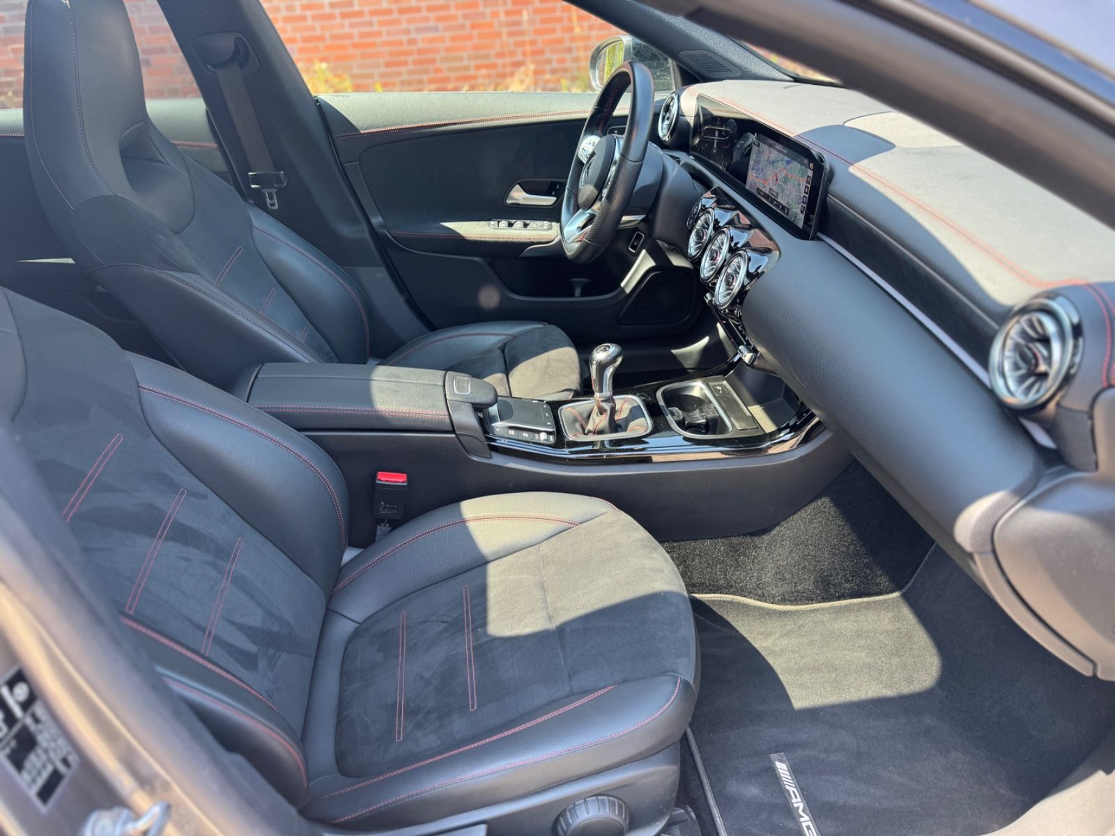 Mercedes-Benz CLA 200 AMG Styling-Paket Panorama foto 8