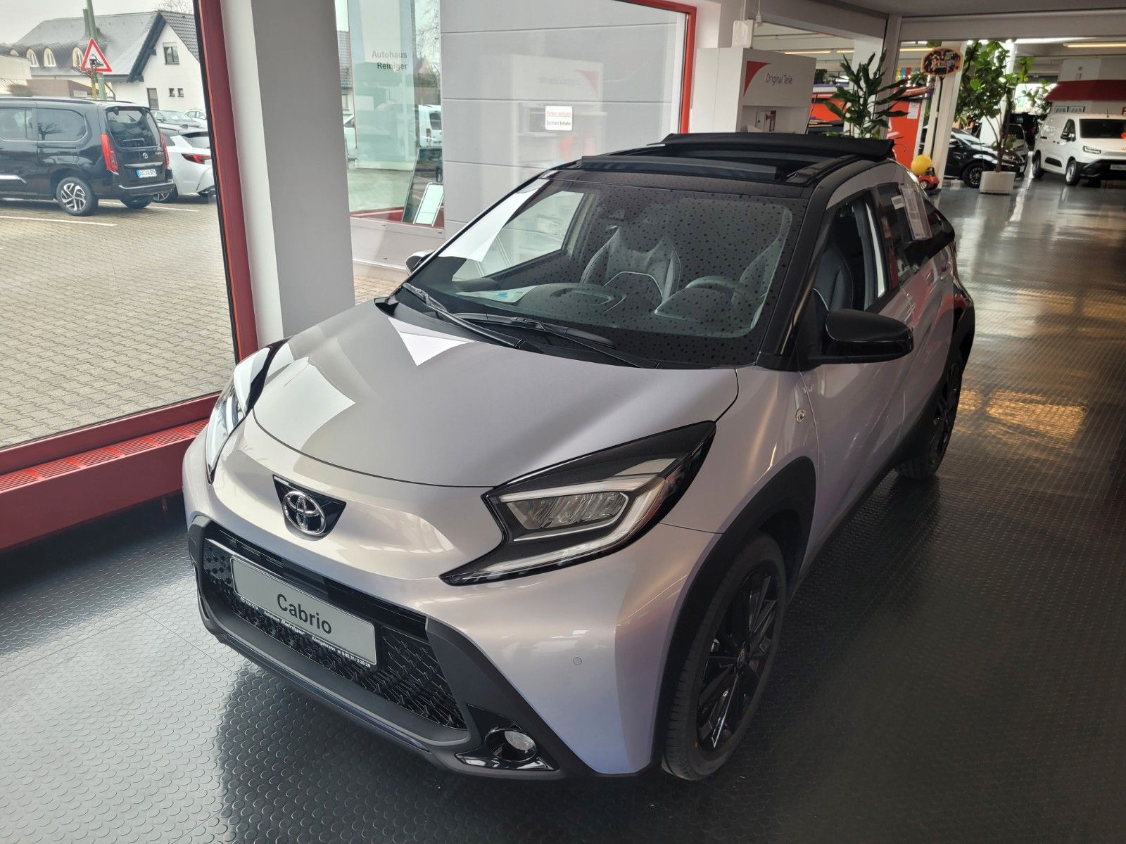 Toyota Aygo X 1.0l VVT-i JBL Edition ATM*Sondermodell imagem 2