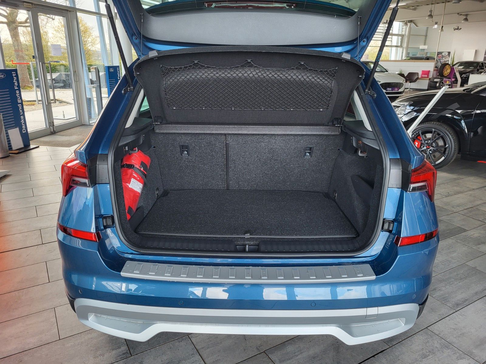 Fahrzeugabbildung SKODA Kamiq Scoutline AUTOM./KAMERA/LED/AHK/SITZHEIZ.