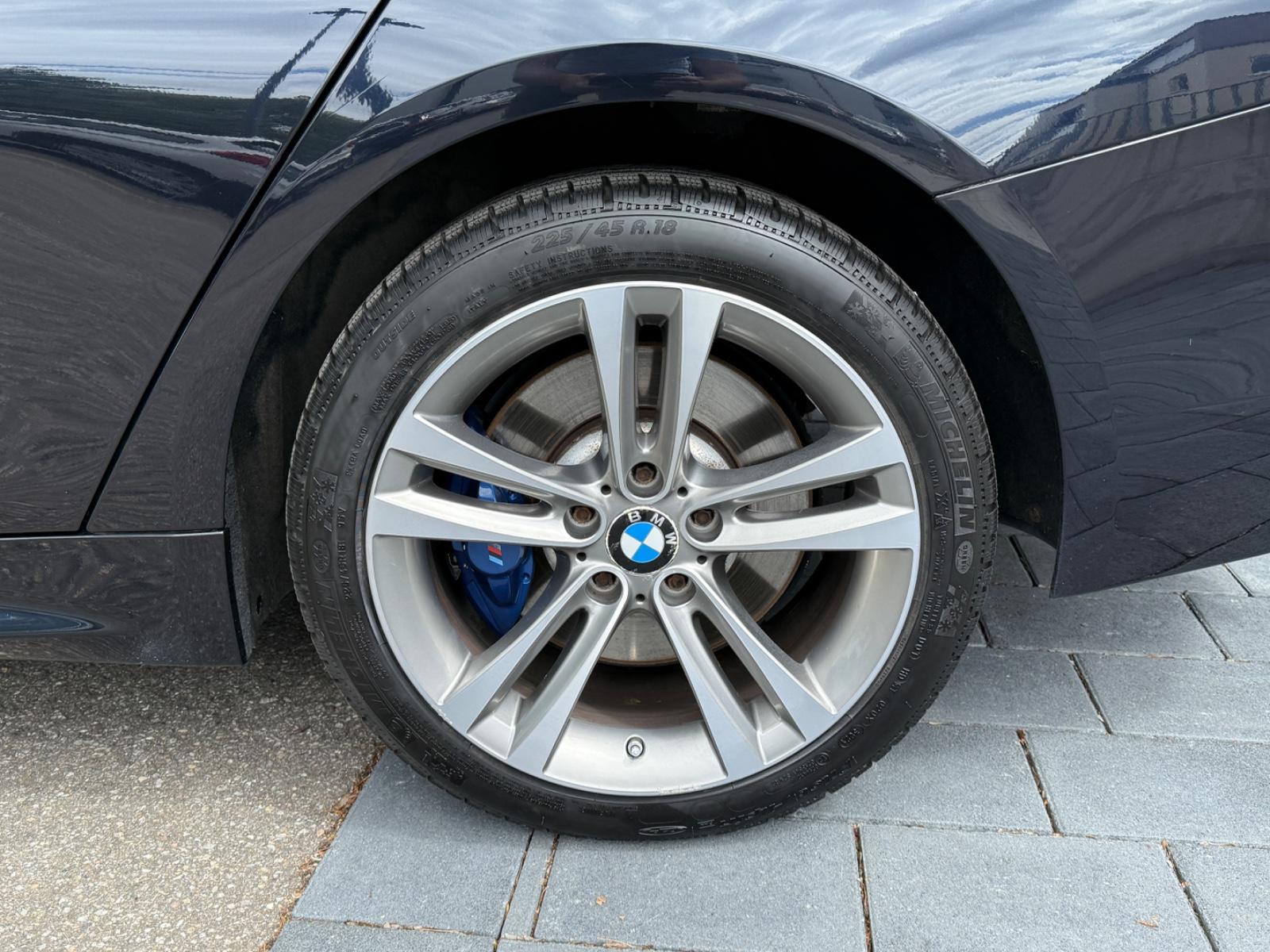 BMW Série 4 435 M-Sport Grand Coupé xDrive 313ch - Toit ouvrant - Led - Pneus été - Carnet entretien
