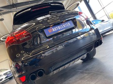 Porsche Cayenne Turbo *PANO*VOLLLEDER*KAMERA*TOTASSIST*