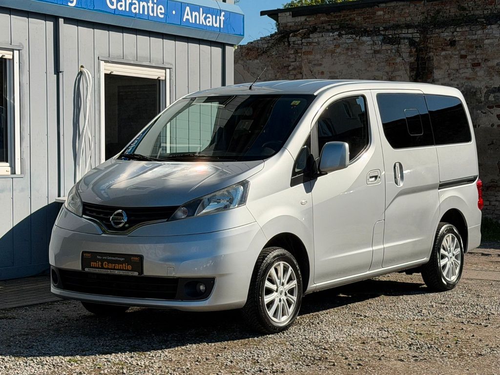 Image of Nissan NV200