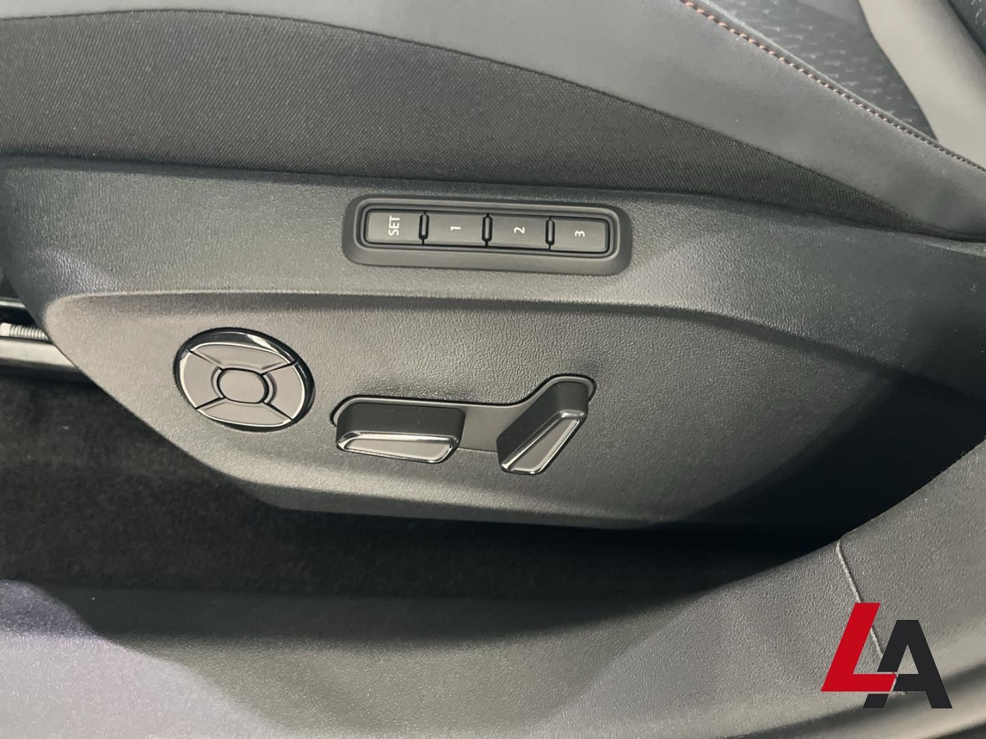 Cupra Raval ENDURANCE EDITION DYNAMIC 211 PS NAVI LED 
