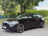 BMW 114i Urban Navi* PDC *Sitzh. *TÜV/Service Neu - BMW 114 in Düsseldorf