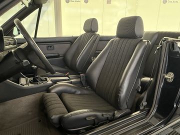 BMW 320i CABRIO VFL HARDTOP WINDSCHOTT 2.HAND