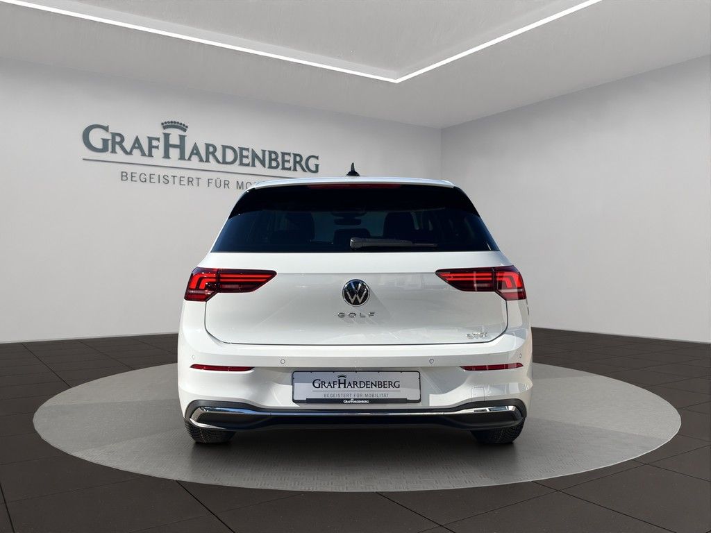 Volkswagen Golf 1.5 eTSI OPF DSG Life  Energy foto 5