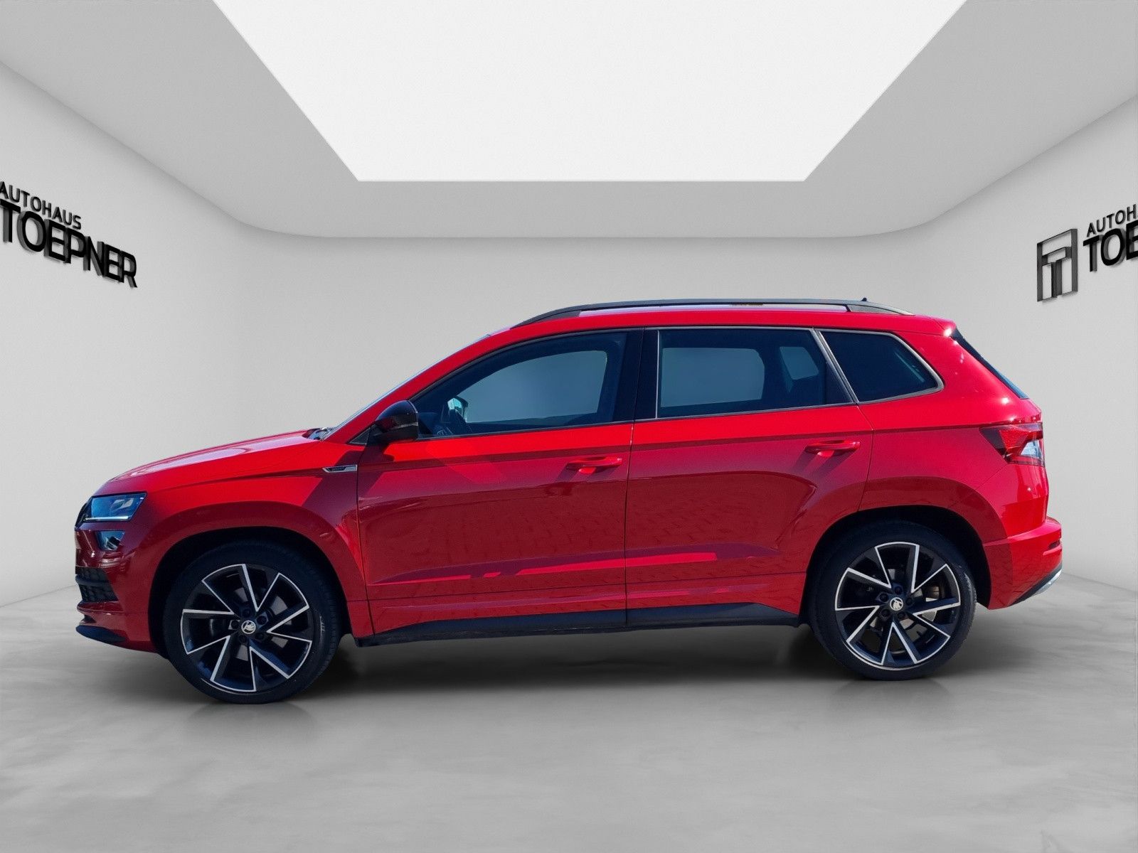 Fahrzeugabbildung SKODA Karoq Sportline 4x4 2,0 TSI DSG Navi ACC AHK PDC