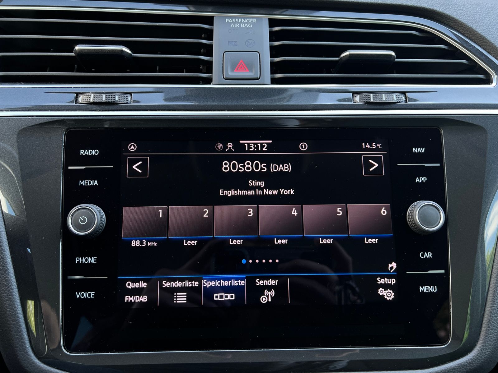 Fahrzeugabbildung Volkswagen Tiguan LIFE 1.5 TSI DSG *LED, ACC, Kamera,17"-LM