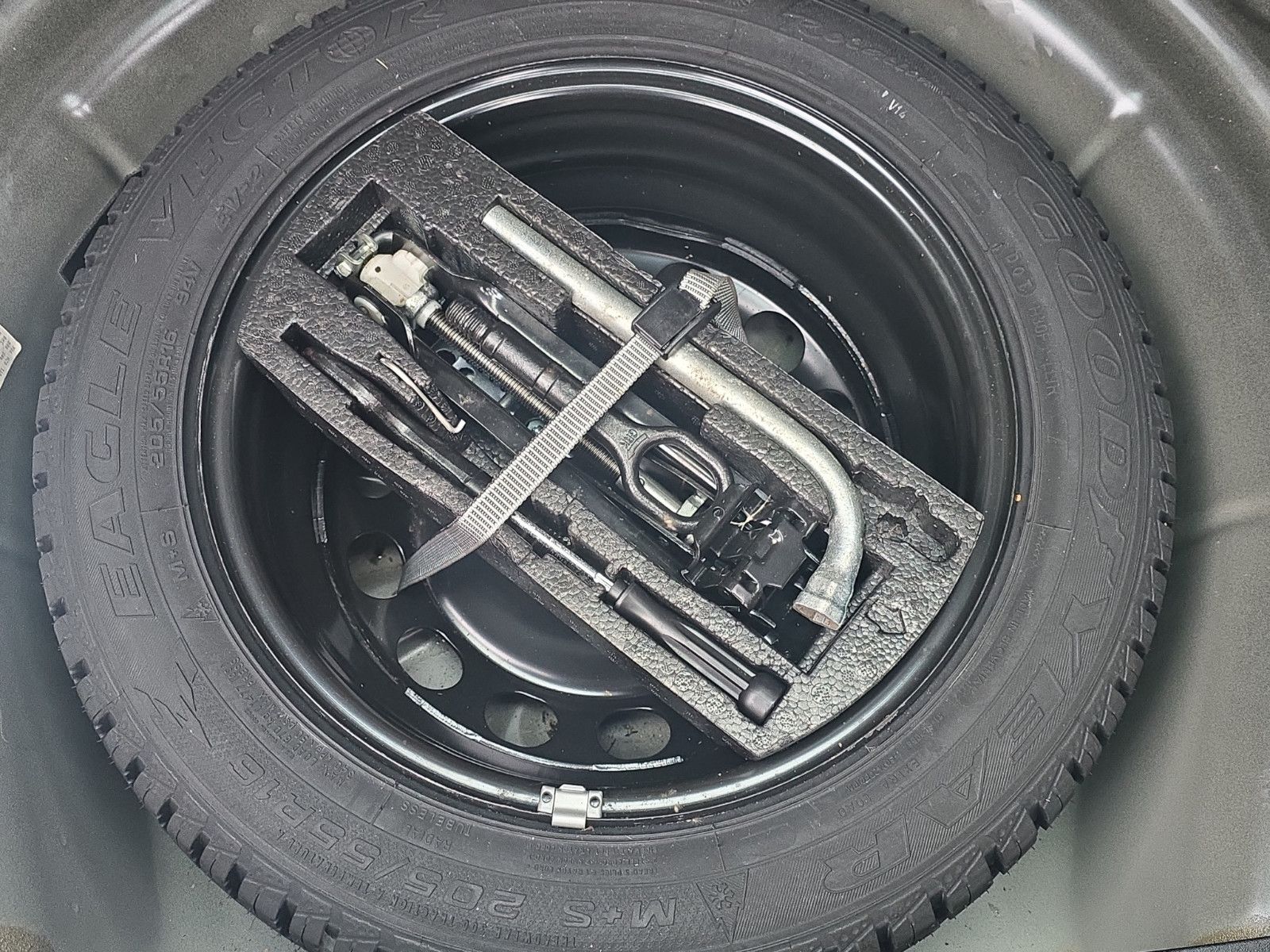 Fahrzeugabbildung Volkswagen Golf VI Variant Trendline INSPEKTION TÜV NEU