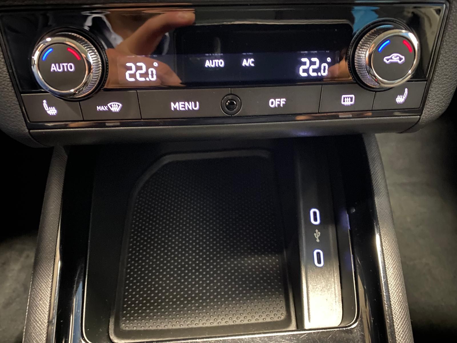 Fahrzeugabbildung SKODA Scala 1.0 TSI Style APP+KLIMA+RFK+PDC+SHZ+LED+++