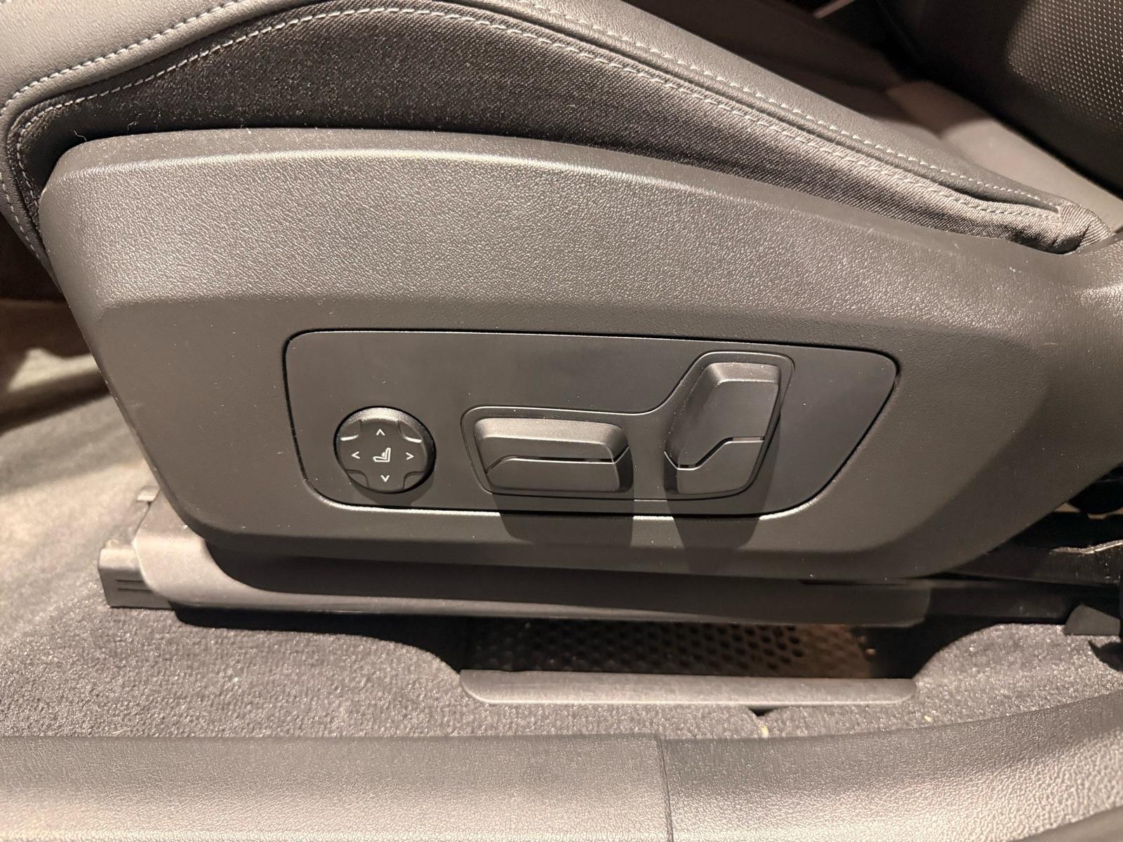 BMW X2 xDrive20d M Sport Pro "20" H&K – 12